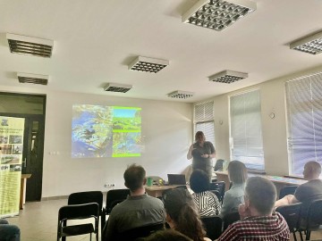 Relacja zdjęciowa z Pikniku Przyrodniczego w Lesie Łagiewnickim – edukacja, integracja i wsparcie charytatywne, 